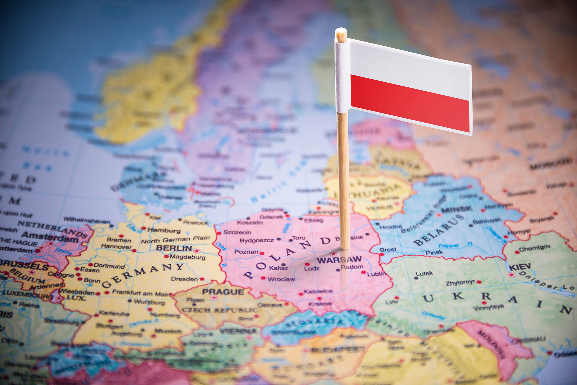 Weltkarte mit Polen-Fahne